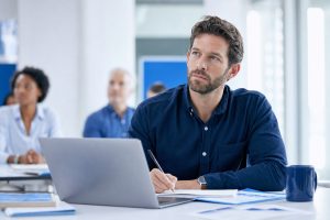 Comment se reconvertir professionnellement en 2026
